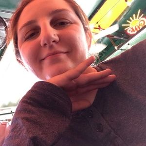 Meet your Posher, Megan